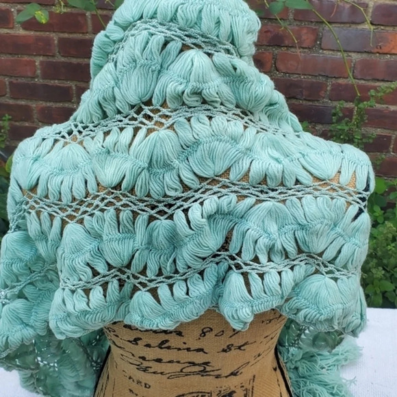 Handmade Aqua green crochet infinity scarf - Picture 3 of 9